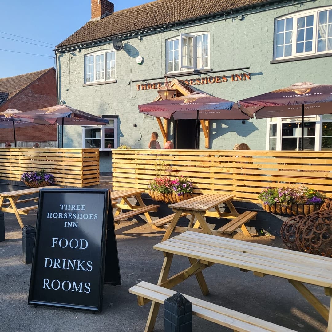 The Saturnos | Bubbenhall - image 3